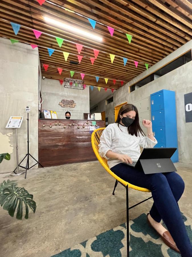 Happynest Hostel Cebu Eksteriør billede