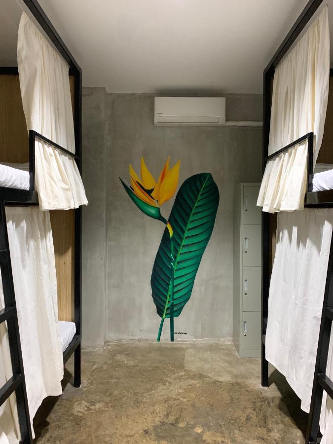Happynest Hostel Cebu Eksteriør billede