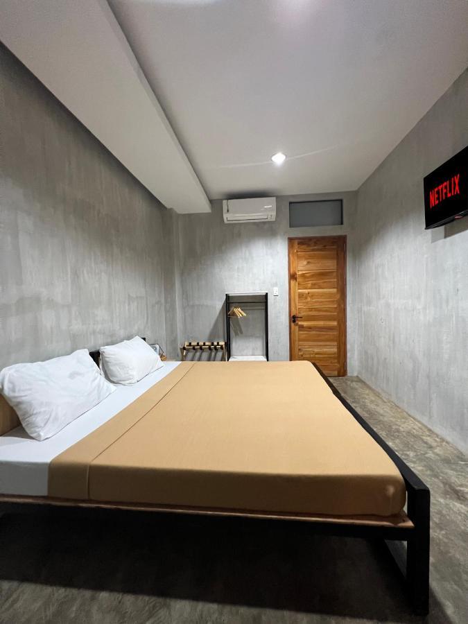 Happynest Hostel Cebu Eksteriør billede