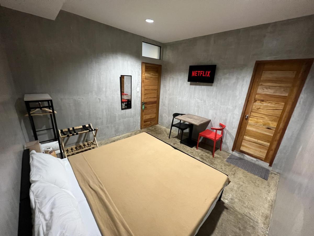 Happynest Hostel Cebu Eksteriør billede