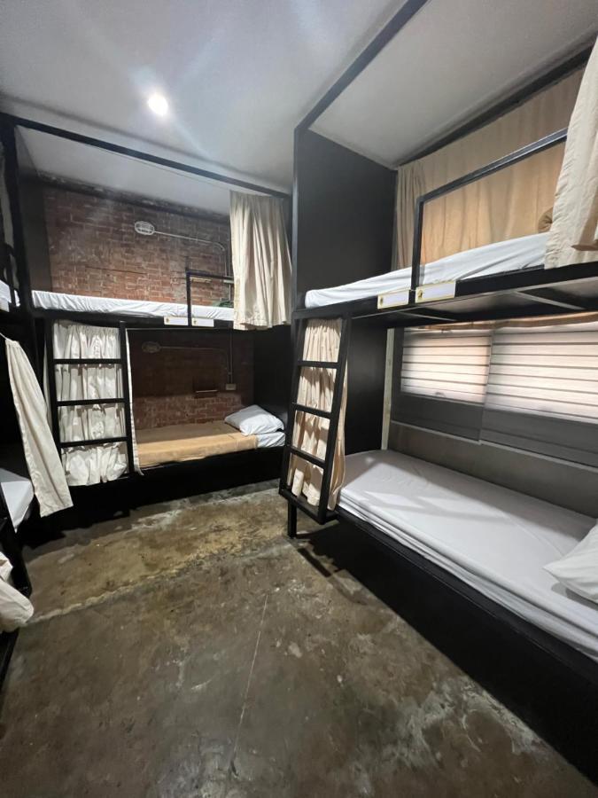 Happynest Hostel Cebu Eksteriør billede